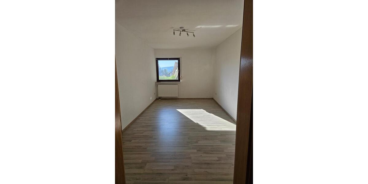 Etagenwohnung Heidenheim an der Brenz - 2 Zimmer, 65 m&sup2;, 620&euro; | Angebot:26423339