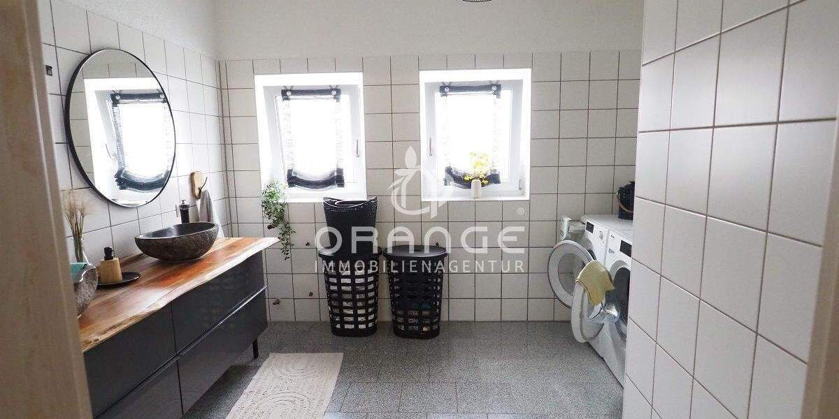 Mehrfamilienhaus, Wohnhaus Giengen an der Brenz Giengen - 1 Zimmer, 525 m&sup2;, 895.000&euro; | Angebot:25670698