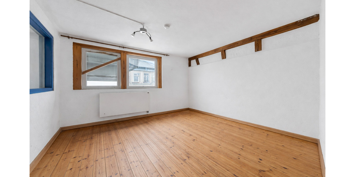 Mehrfamilienhaus, Wohnhaus Schwäbisch Gmünd - 9 Zimmer, 155 m&sup2;, 249.000&euro; | Angebot:25776970