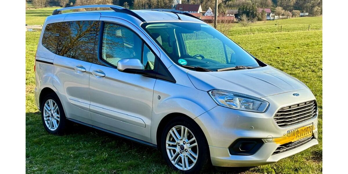Ford Tourneo Courier 175.000 km 10.200 &euro; Schwäbisch Gmünd 73571
