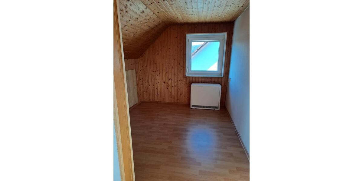 Etagenwohnung Königsbronn - 5.5 Zimmer, 1.100&euro; | Angebot:23590415