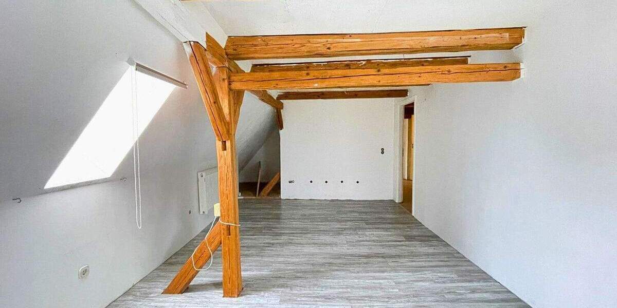 Einfamilienhaus Nördlingen Kleinerdlingen - 1 Zimmer, 287 m&sup2;, 320.000&euro; | Angebot:25678392