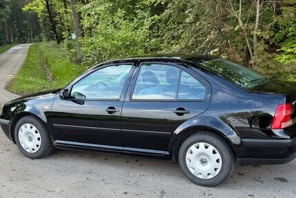 VW Bora 141.650 km 3.199 &euro; Fichtenau 74579