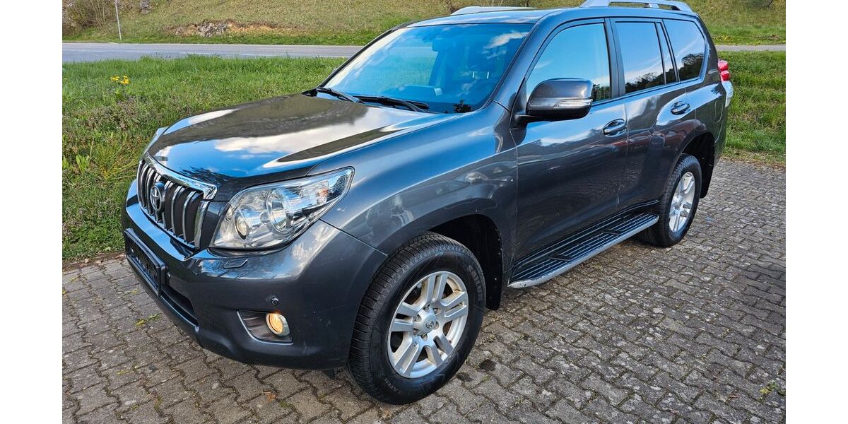 Toyota Land Cruiser 395.000 km 19.900 &euro; Herbrechtingen 89542
