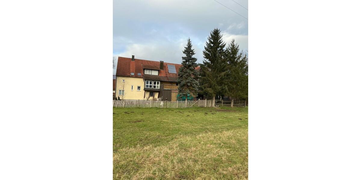 Einfamilienhaus Bühlertann - 8 Zimmer, 230 m&sup2;, 499.000&euro; | Angebot:25352389