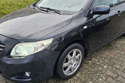 Toyota Corolla 192.000 km 3.990 &euro; Herbrechtingen 89542