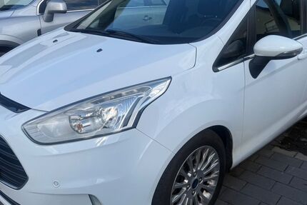 Ford B-Max 147.200 km 4.700 &euro; Essingen 73457