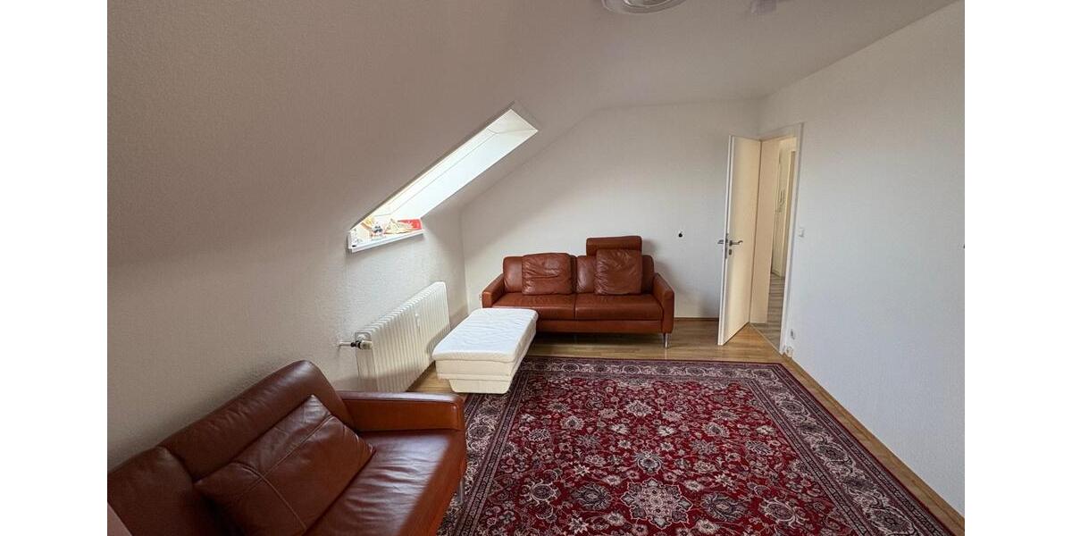 Dachgeschoßwohnung Aalen Attenhofen - 3 Zimmer, 68 m&sup2;, 620&euro; | Angebot:25642650