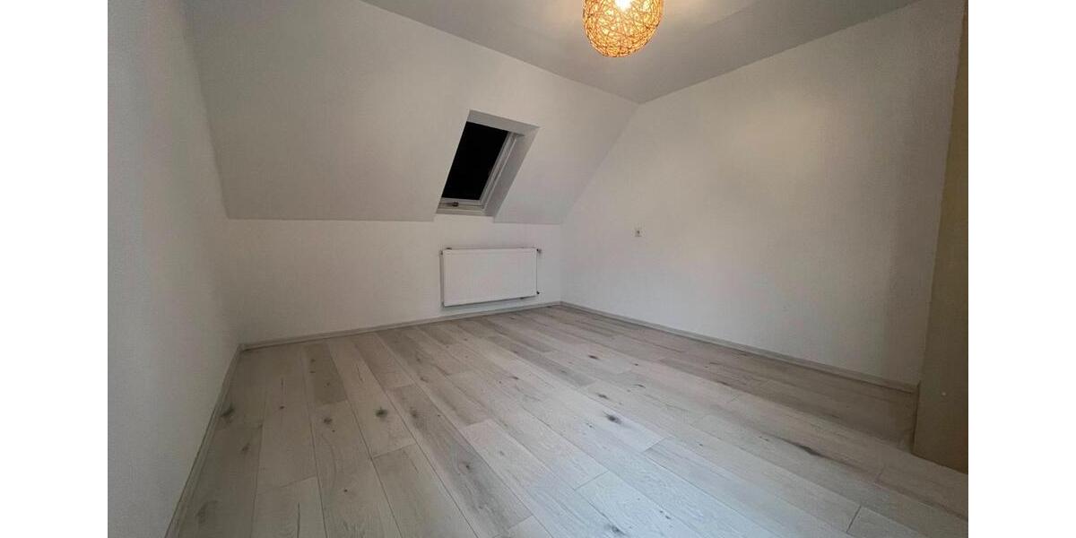 Etagenwohnung Nattheim - 5 Zimmer, 120 m&sup2;, 850&euro; | Angebot:25917321