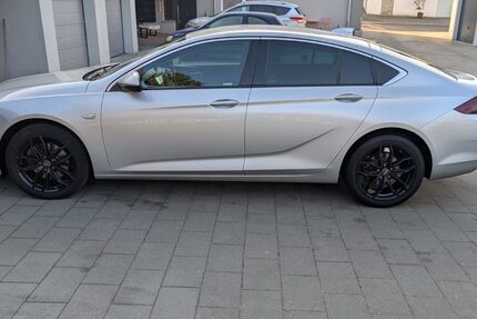 Opel Insignia 130.000 km 13.000 &euro; Ellwangen (Jagst) 73479