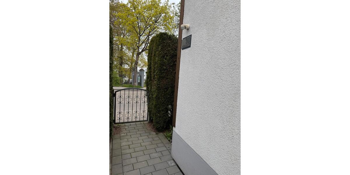 Einfamilienhaus Essingen - 10 Zimmer, 110 m&sup2;, 410.000&euro; | Angebot:26536152