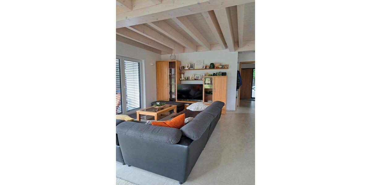 Mehrfamilienhaus, Wohnhaus Rainau - 6.5 Zimmer, 180 m&sup2;, 2.250&euro; | Angebot:27617741