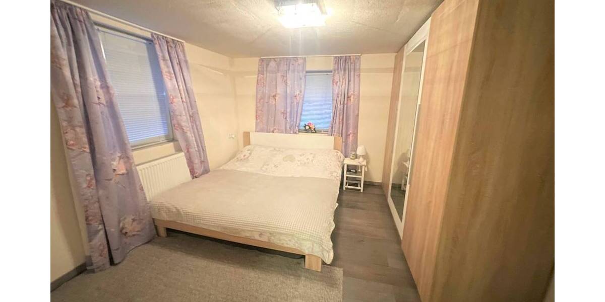 Mehrfamilienhaus, Wohnhaus Abtsgmünd Untergröningen - 8 Zimmer, 202 m&sup2;, 399.000&euro; | Angebot:25678653