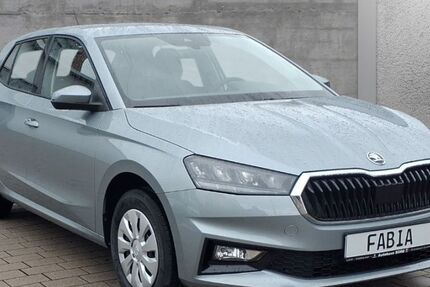 Skoda Fabia 1.115 km 18.990 &euro; Schwäbisch Gmünd 73525