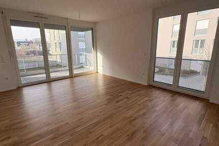 Wohnung Aalen-Wasseralfingen Wasseralfingen - 3 Zimmer, 82 m&sup2;, 1.210&euro; | Angebot:25708940