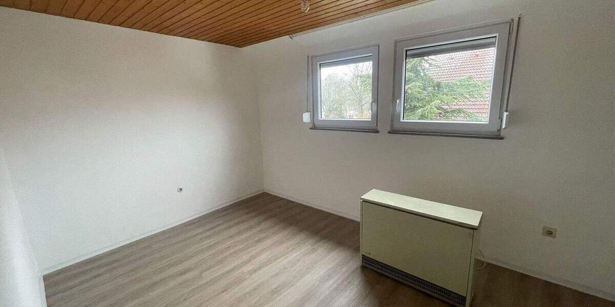 Mehrfamilienhaus, Wohnhaus Lauchheim - 7 Zimmer, 125 m&sup2;, 329.000&euro; | Angebot:25678650