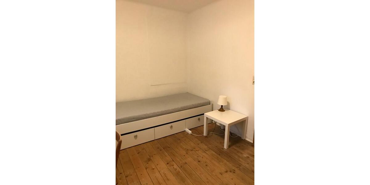 Etagenwohnung Heidenheim an der Brenz - 3 Zimmer, 15 m&sup2;, 375&euro; | Angebot:26376229