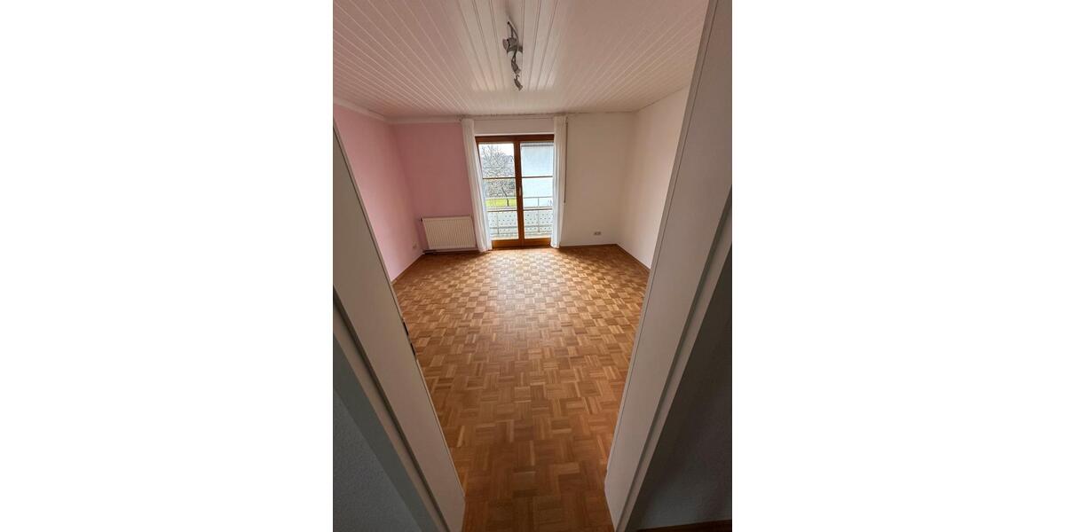 Maisonettenwohnung Giengen an der Brenz - 6 Zimmer, 155 m&sup2;, 1.750&euro; | Angebot:25980612