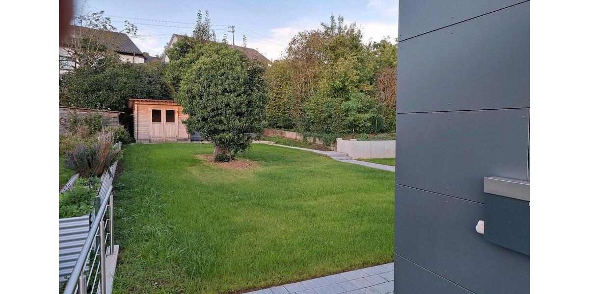 Erdgeschoßwohnung Ellwangen (Jagst) - 3 Zimmer, 127 m&sup2;, 1.650&euro; | Angebot:25632717