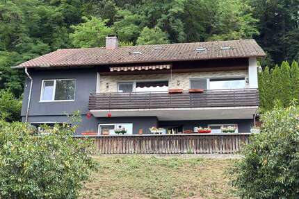 Haus Abtsgmünd - 10 Zimmer, 245 m&sup2;, 449.000&euro; | Angebot:26939458