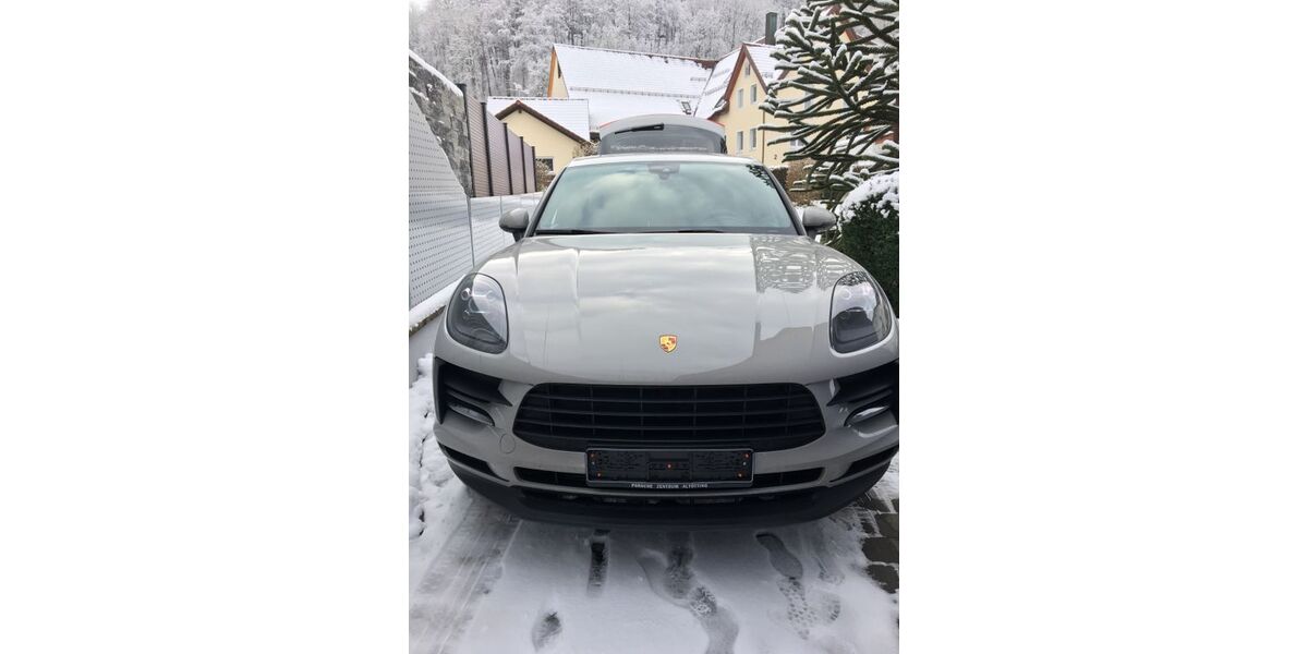 Porsche Macan 68.000 km 49.700 &euro; Aalen 73432