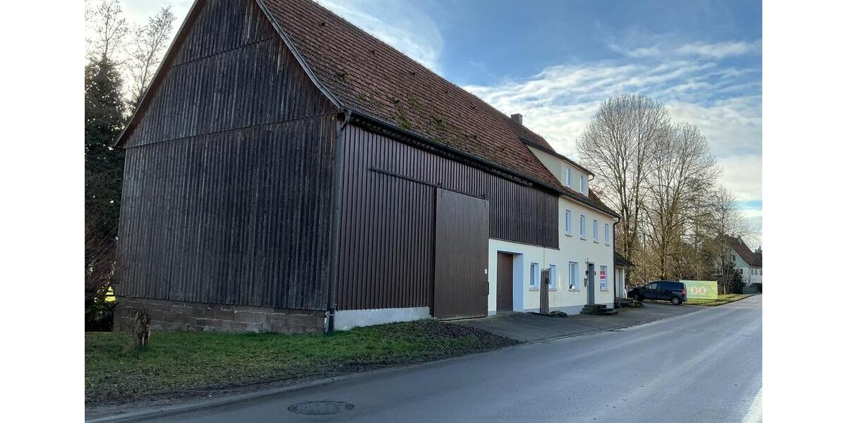 Einfamilienhaus Bühlertann - 8 Zimmer, 230 m&sup2;, 499.000&euro; | Angebot:25352389