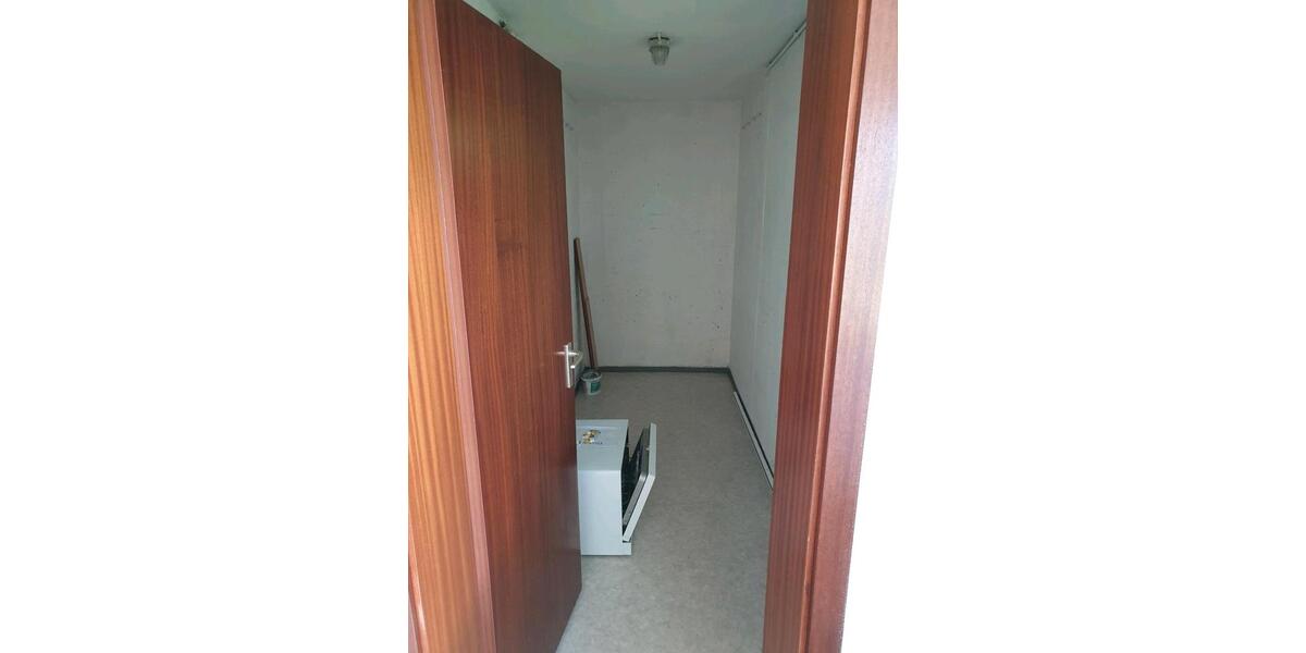Erdgeschoßwohnung Täferrot - 2.5 Zimmer, 58 m&sup2;, 680&euro; | Angebot:26679222