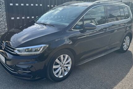 VW Touran 223.800 km 15.690 &euro; Giengen 89537