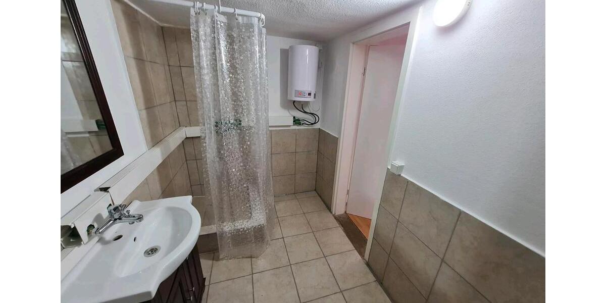 Einfamilienhaus Neresheim - 3 Zimmer, 65 m&sup2;, 80.000&euro; | Angebot:26020460