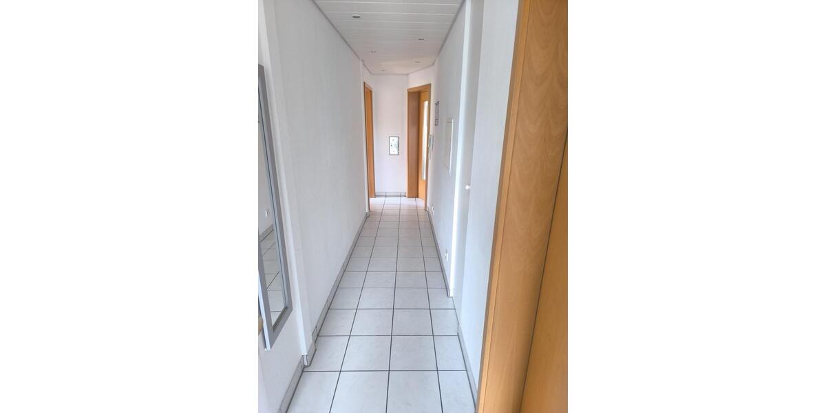 Dachgeschoßwohnung Mutlangen - 3 Zimmer, 73 m&sup2;, 690&euro; | Angebot:26032180