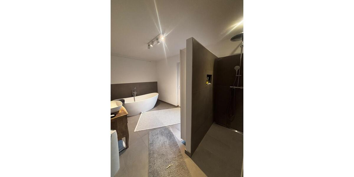 Einfamilienhaus Lauchheim - 6.5 Zimmer, 140 m&sup2;, 1.600&euro; | Angebot:27617751