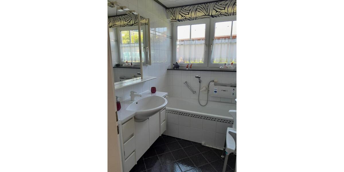 Einfamilienhaus Bühlerzell - 7 Zimmer, 150 m&sup2;, 448.000&euro; | Angebot:23277022