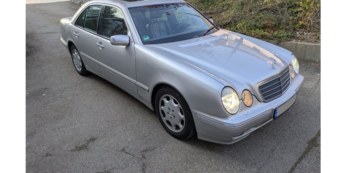 Mercedes-Benz E 220 213.000 km 2.600 &euro; Heidenheim 89522