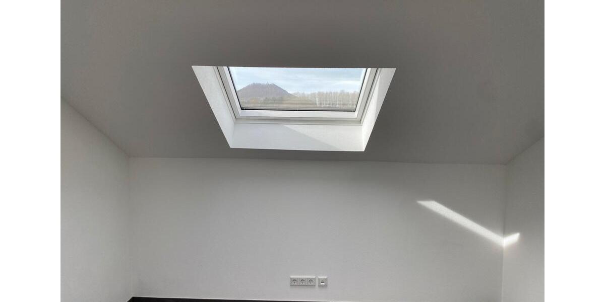 Dachgeschoßwohnung Schwäbisch Gmünd Bargau - 2.5 Zimmer, 90 m&sup2;, 1.200&euro; | Angebot:26039078