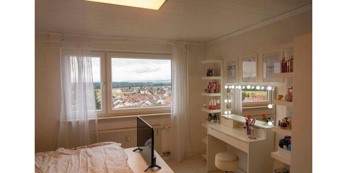 Etagenwohnung Durlangen - 4 Zimmer, 98 m&sup2;, 870&euro; | Angebot:27589411
