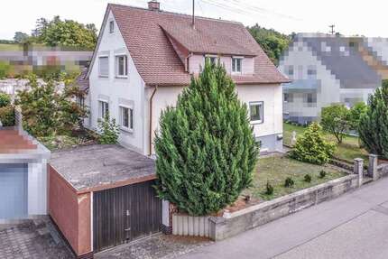Haus Bopfingen - 7 Zimmer, 140 m&sup2;, 219.000&euro; | Angebot:25919335