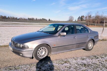BMW 523 238.000 km 5.500 &euro; Neuler 73491