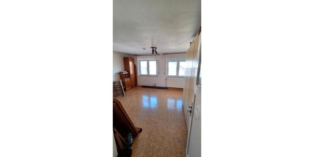 Einfamilienhaus Altheim (Alb) - 7 Zimmer, 180 m&sup2;, 1.780&euro; | Angebot:25888034