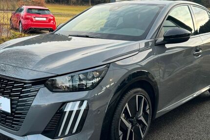 Peugeot 208 26.100 km 17.990 &euro; Schwäbisch Gmünd 73527