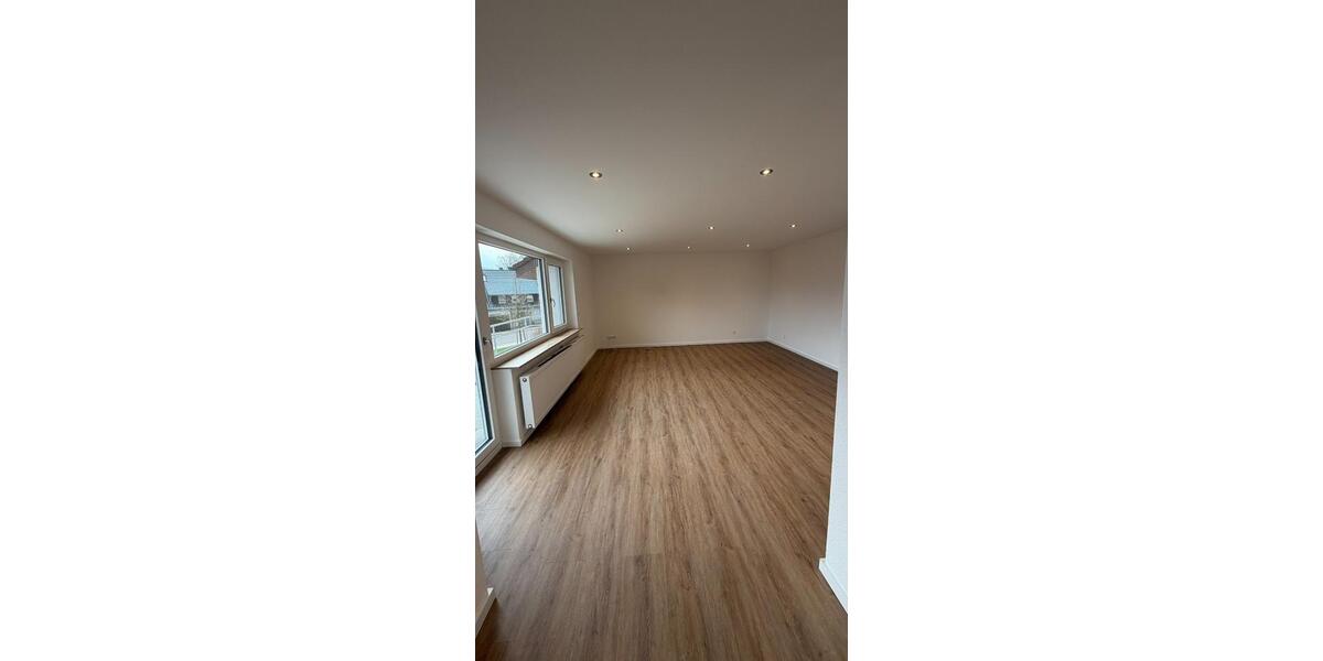 Etagenwohnung Mutlangen - 4 Zimmer, 110 m&sup2;, 1.300&euro; | Angebot:25843633