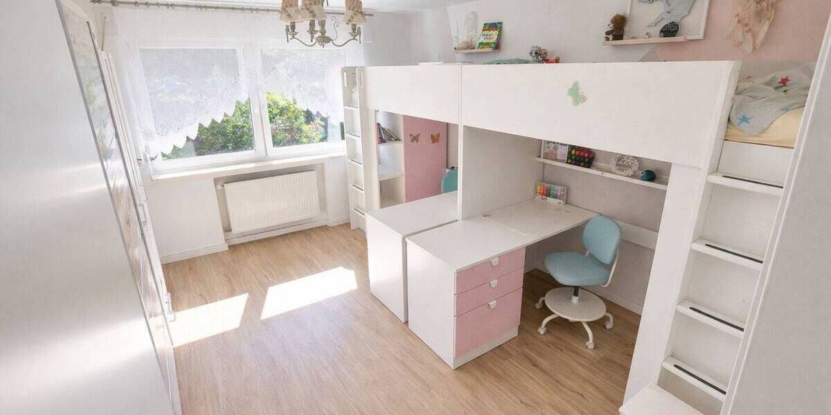 Etagenwohnung Schwäbisch Gmünd Straßdorf - 5 Zimmer, 106 m&sup2;, 255.000&euro; | Angebot:26102920