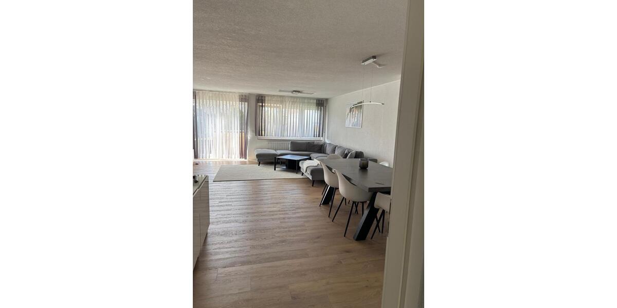 Maisonettenwohnung Ellwangen (Jagst) - 4.5 Zimmer, 110 m&sup2;, 364.000&euro; | Angebot:25648992