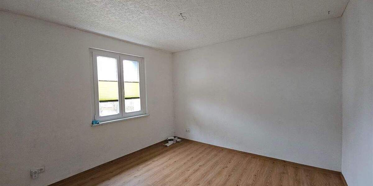 Reihenendhaus Heidenheim an der Brenz Innenstadt - 6 Zimmer, 121 m&sup2;, 310.000&euro; | Angebot:25740403