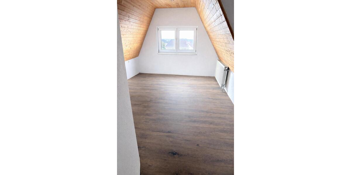 Maisonettenwohnung Aalen Unterkochen - 3 Zimmer, 80 m&sup2;, 1.000&euro; | Angebot:24855445