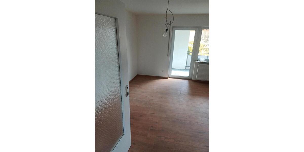 Erdgeschoßwohnung Giengen an der Brenz - 3 Zimmer, 72 m&sup2;, 800&euro; | Angebot:25963158