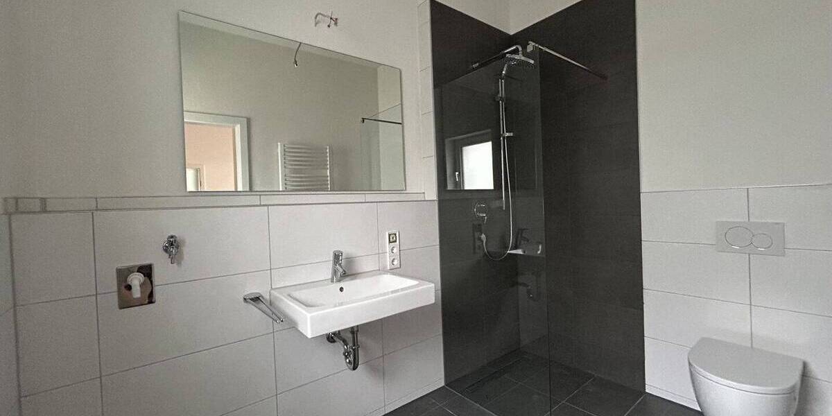 Etagenwohnung Aalen Unterkochen - 2 Zimmer, 76 m&sup2;, 1.100&euro; | Angebot:25701400