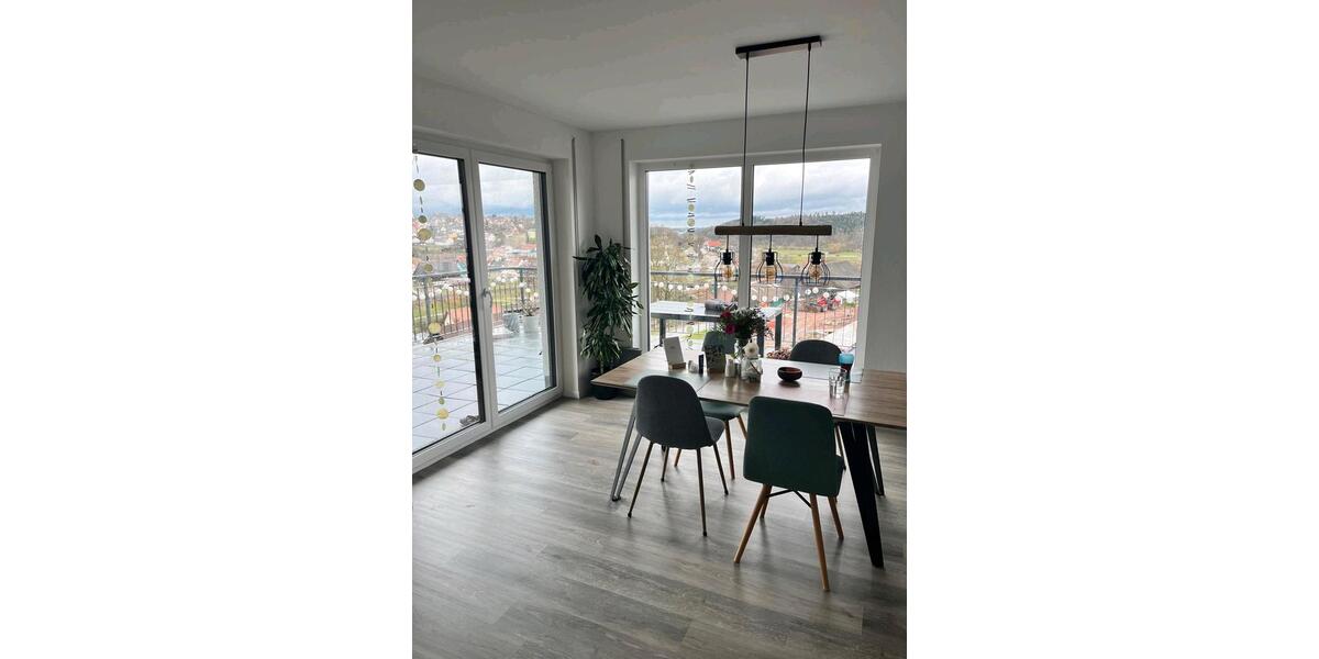 Etagenwohnung Jagstzell - 3.5 Zimmer, 104 m&sup2;, 1.000&euro; | Angebot:25948418