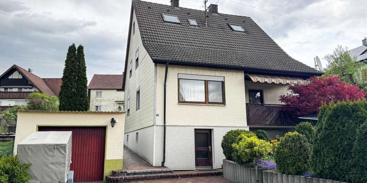 Einfamilienhaus Aalen Attenhofen - 8 Zimmer, 158 m&sup2;, 420.000&euro; | Angebot:24450937