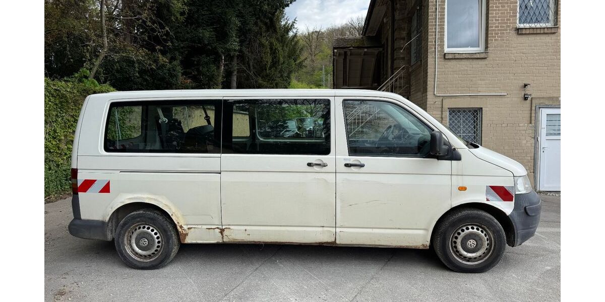 VW T5 Transporter 223.832 km 4.000 &euro; Aalen 73433