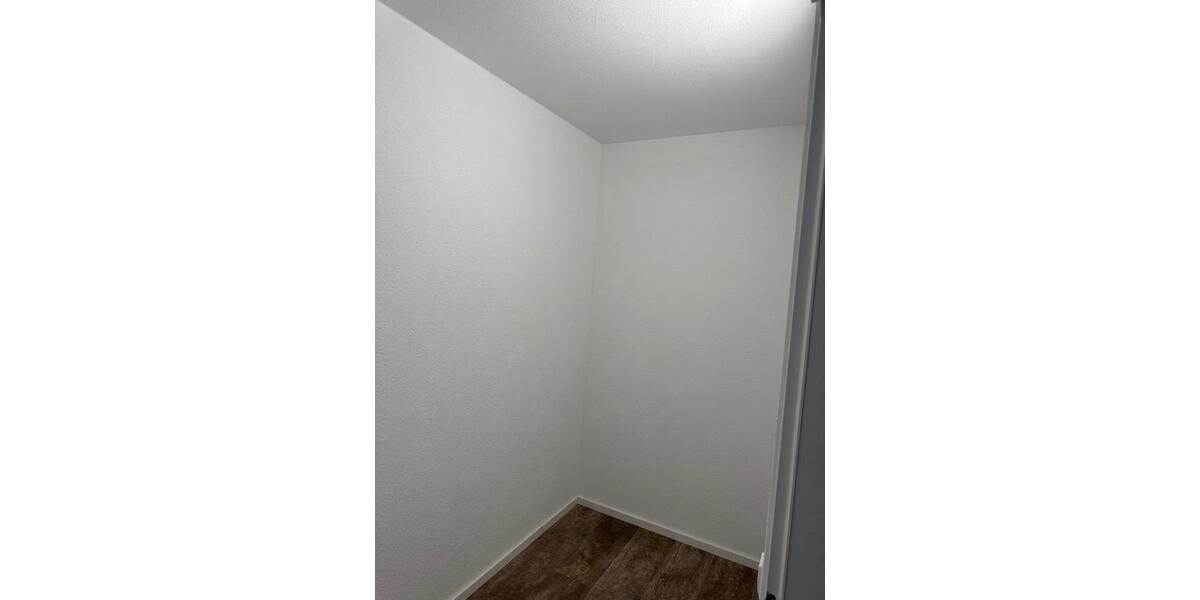 Etagenwohnung Aalen Dewangen - 3.5 Zimmer, 95 m&sup2;, 1.045&euro; | Angebot:25638347